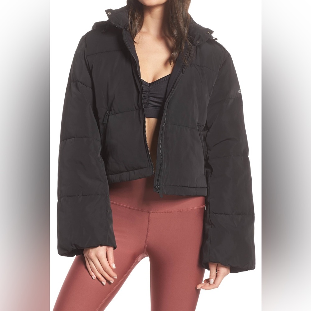 Alo Yoga Cropped Puffer (Introspective Quilted Jacket) in Black XS